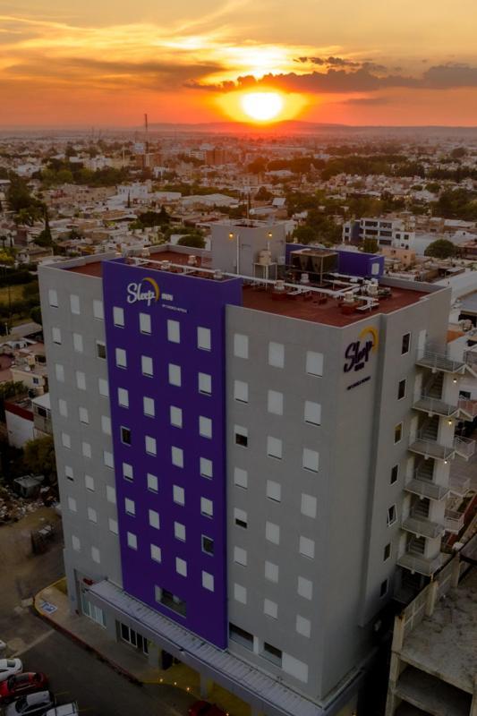 Sleep Inn Leon Antares Εξωτερικό φωτογραφία
