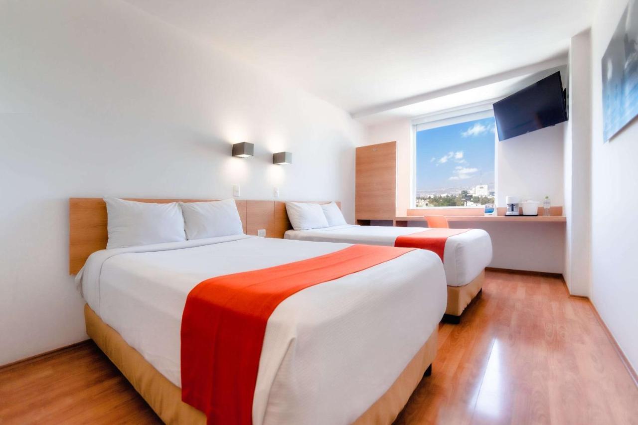 Sleep Inn Leon Antares Εξωτερικό φωτογραφία