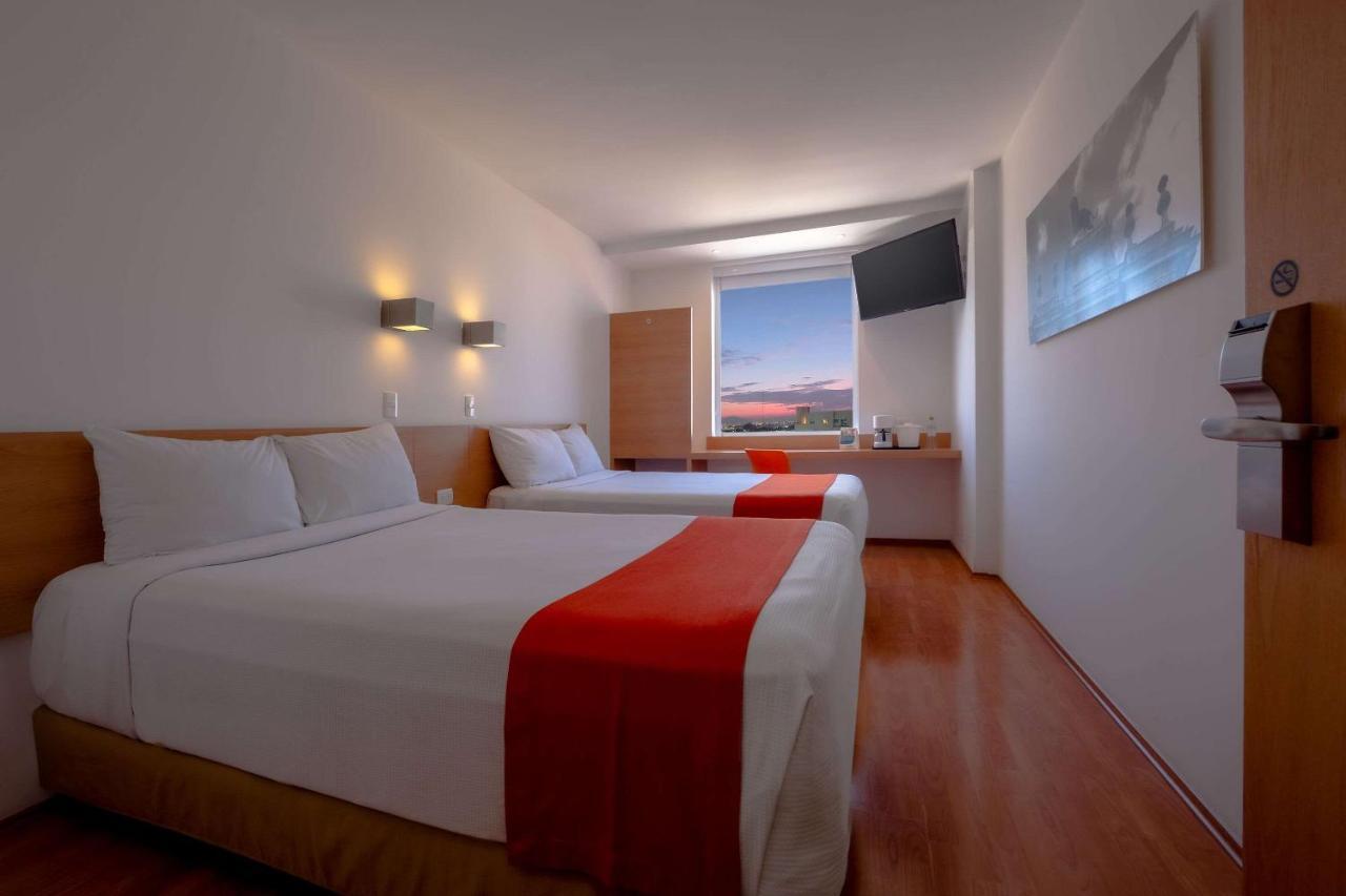 Sleep Inn Leon Antares Εξωτερικό φωτογραφία