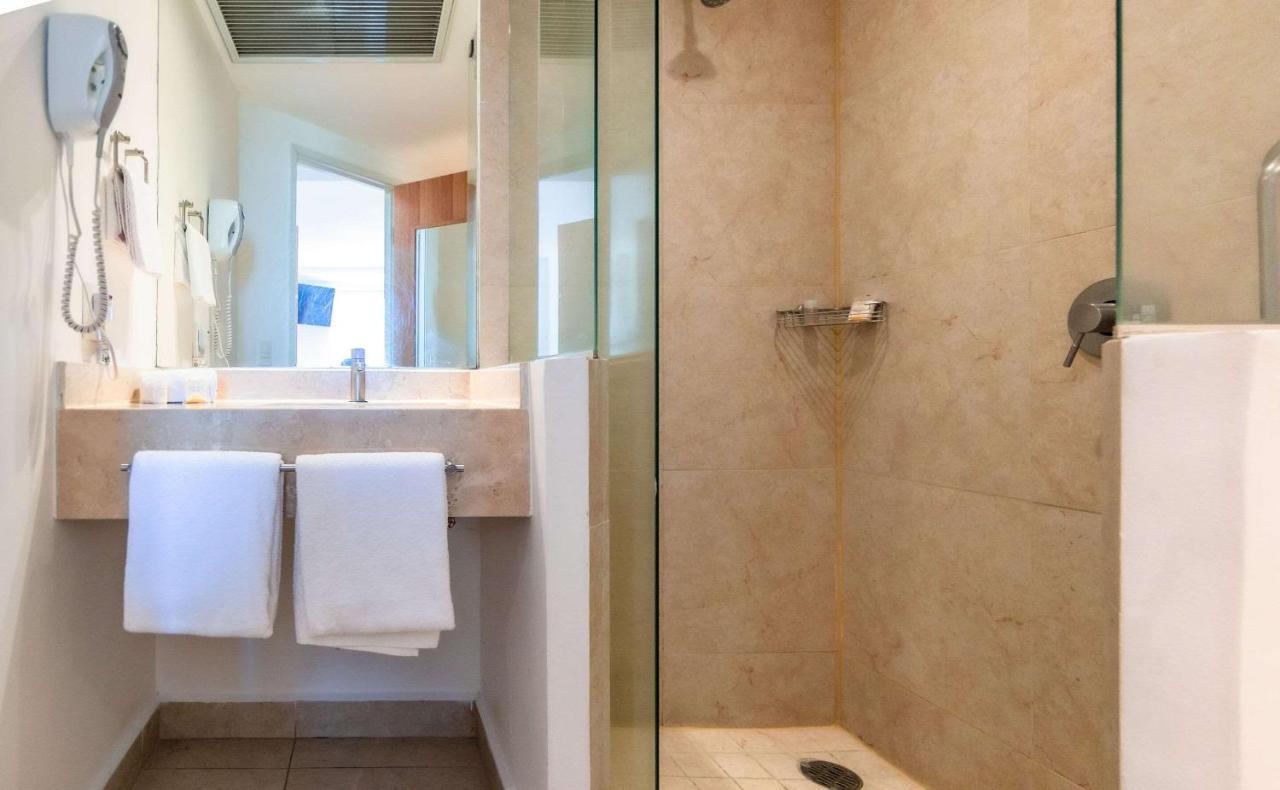 Sleep Inn Leon Antares Εξωτερικό φωτογραφία