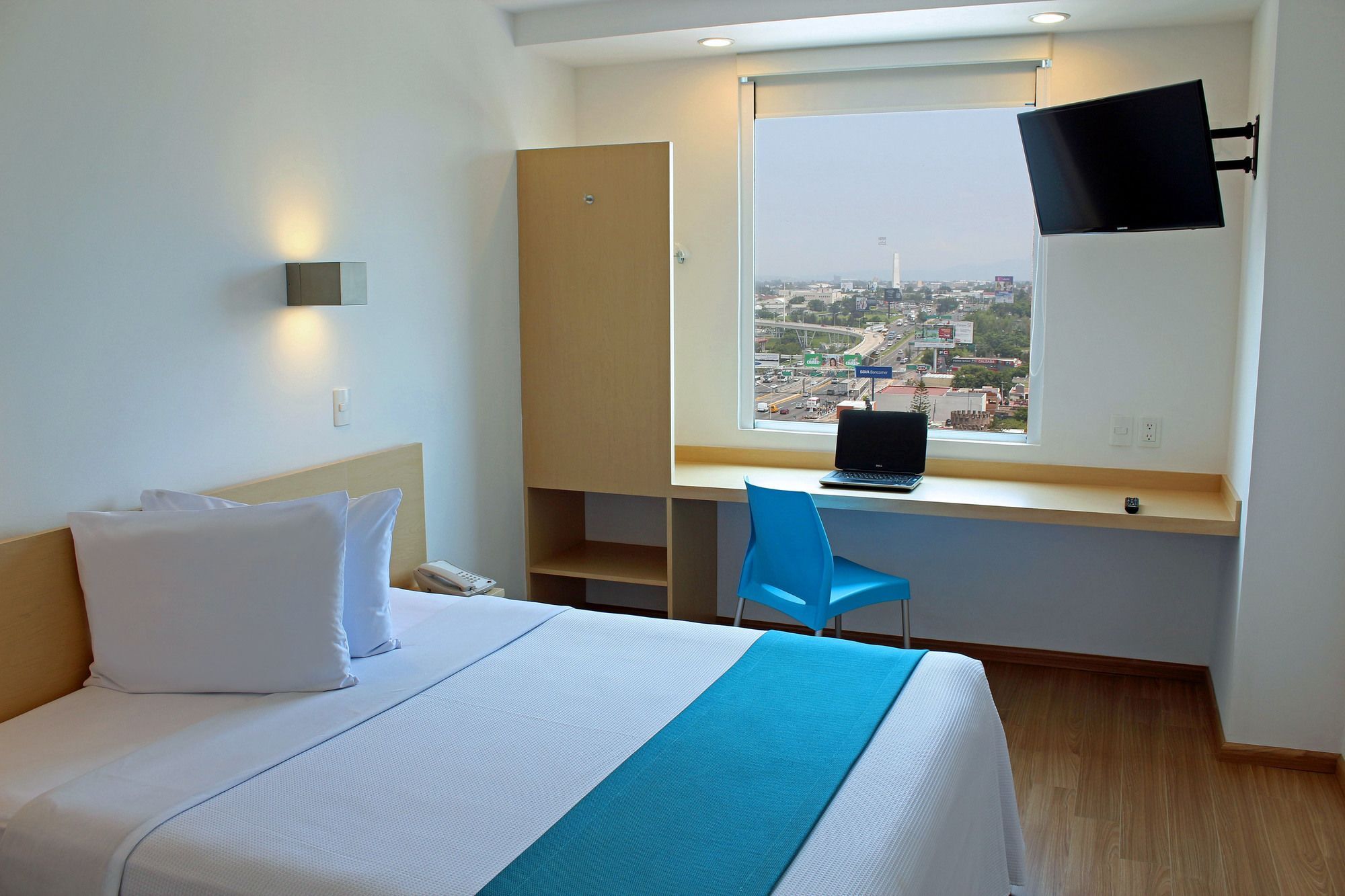 Sleep Inn Leon Antares Εξωτερικό φωτογραφία